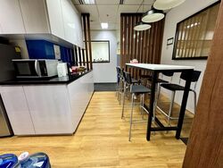 Robinson 112 (D1), Office #570957991